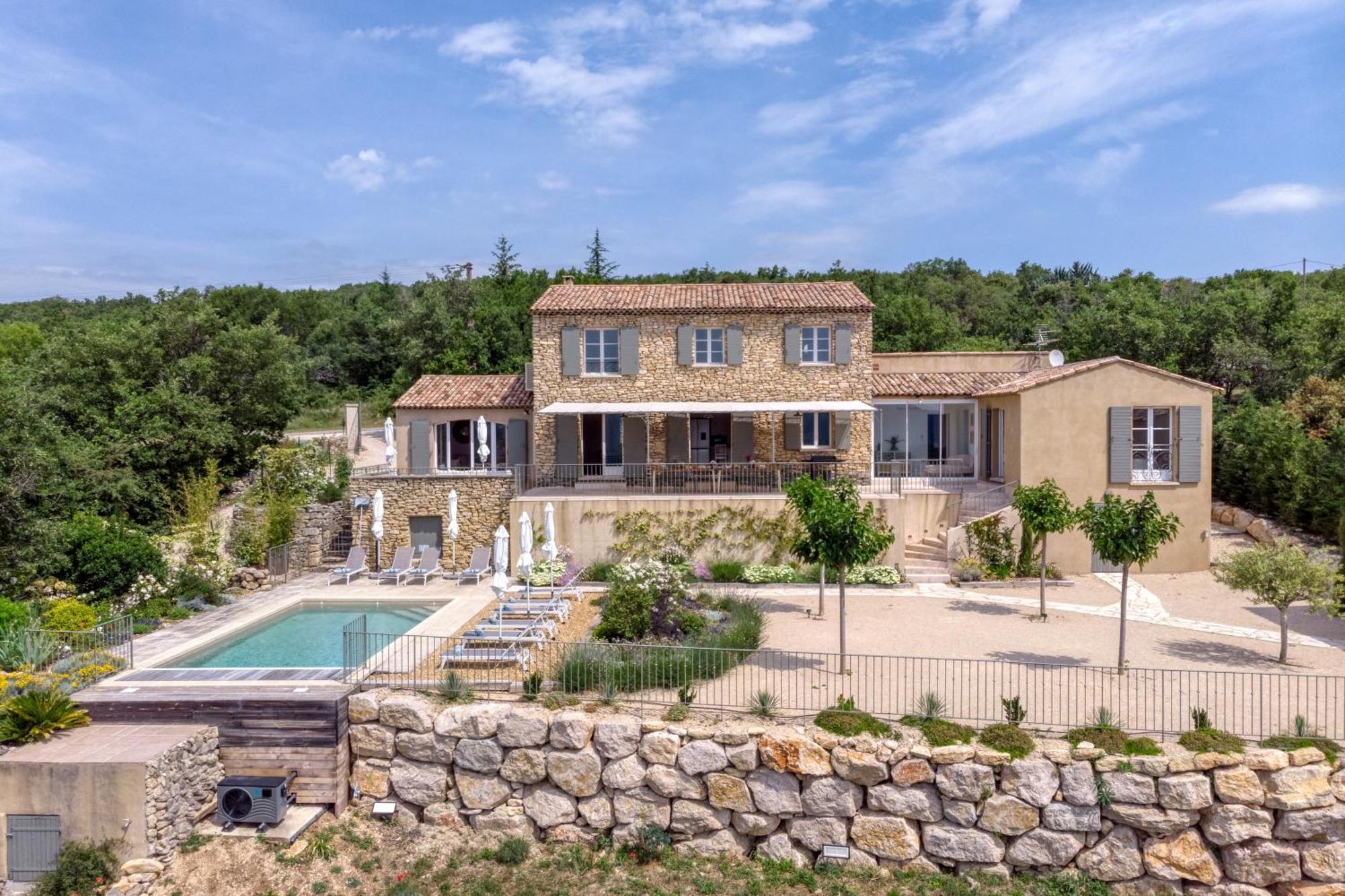 Bastide De Viens - Vue Luberon, Piscine Chauffee, Boulodrome Villa Exterior photo