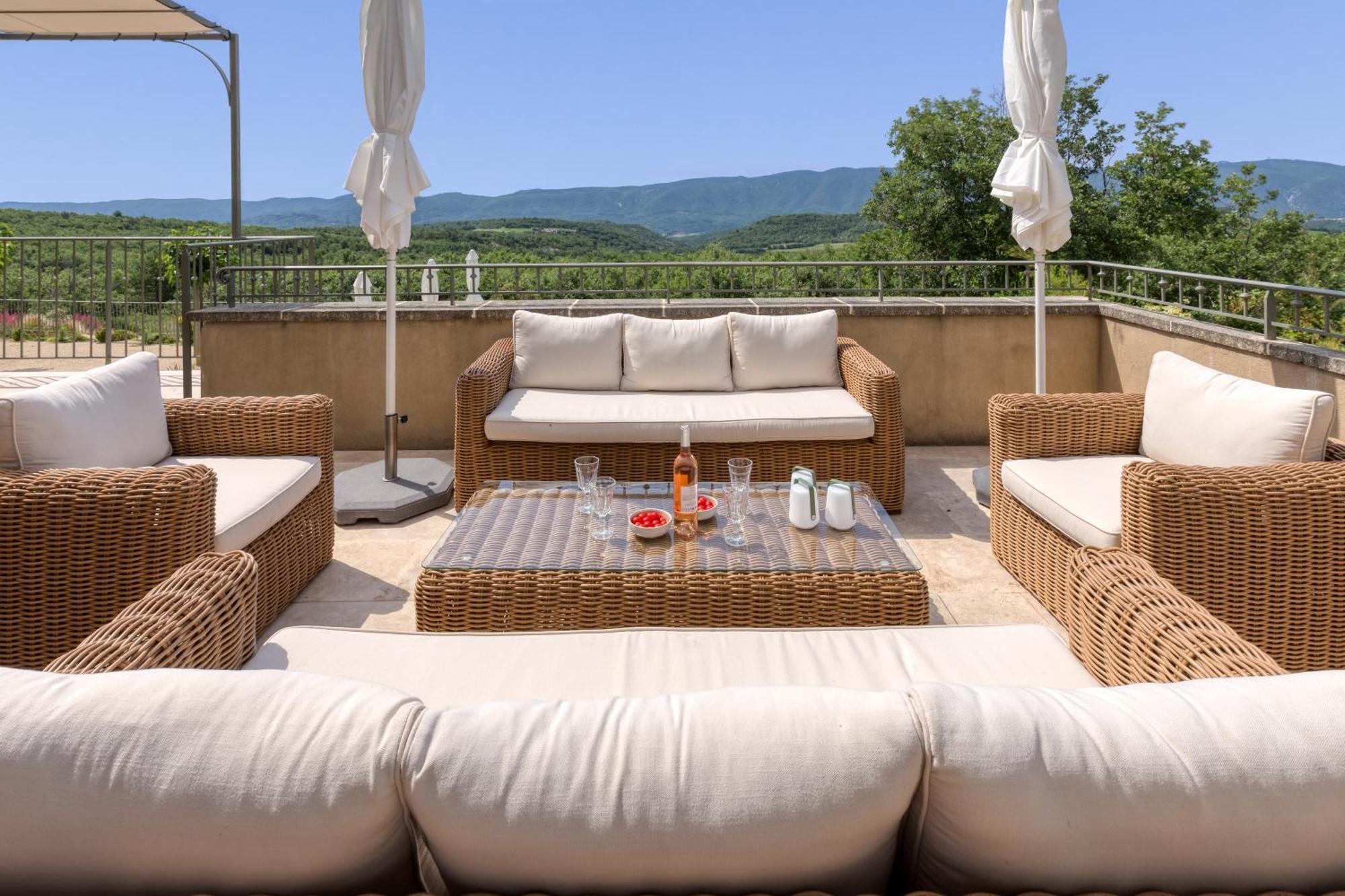 Bastide De Viens - Vue Luberon, Piscine Chauffee, Boulodrome Villa Exterior photo