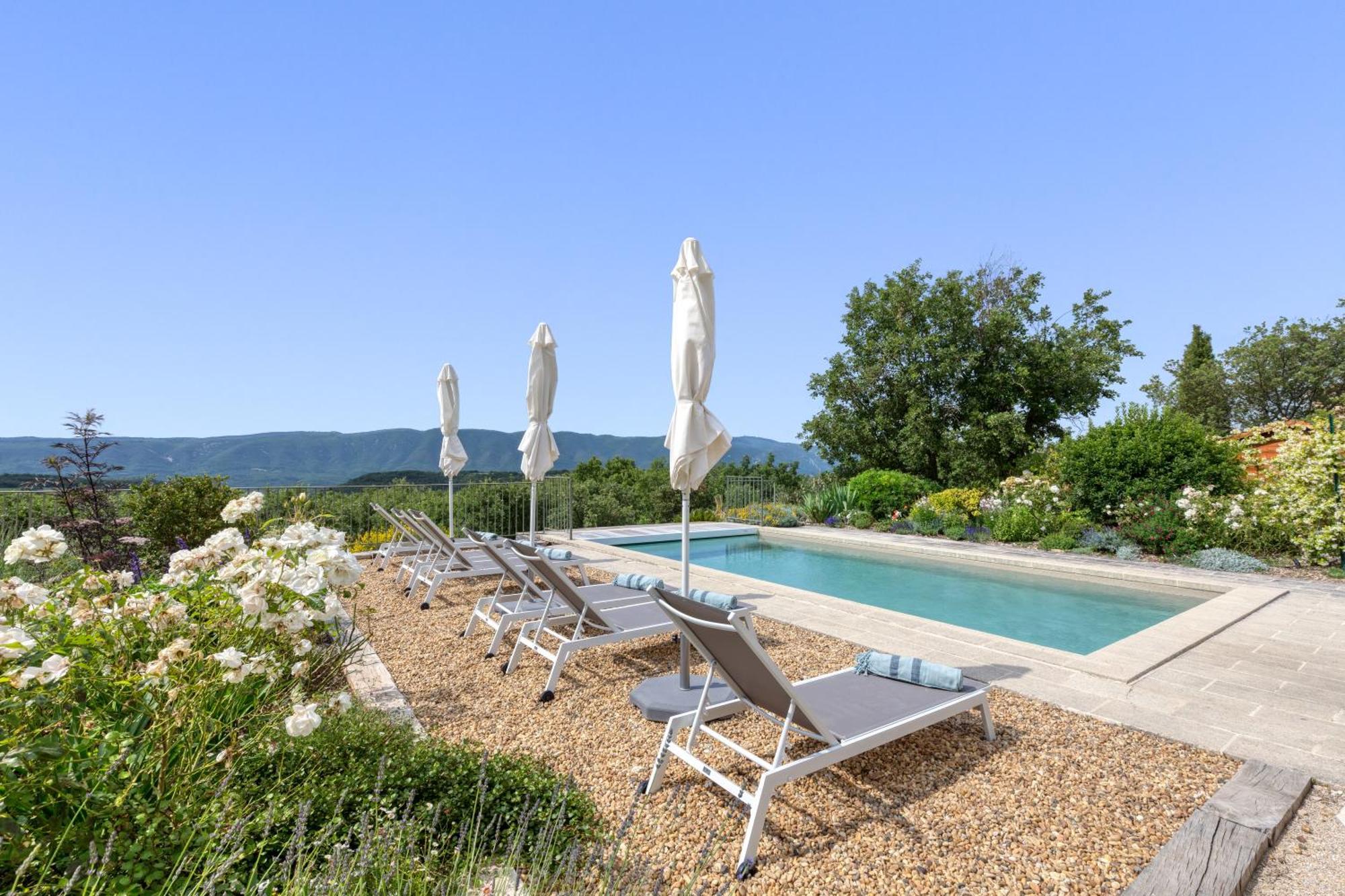 Bastide De Viens - Vue Luberon, Piscine Chauffee, Boulodrome Villa Exterior photo